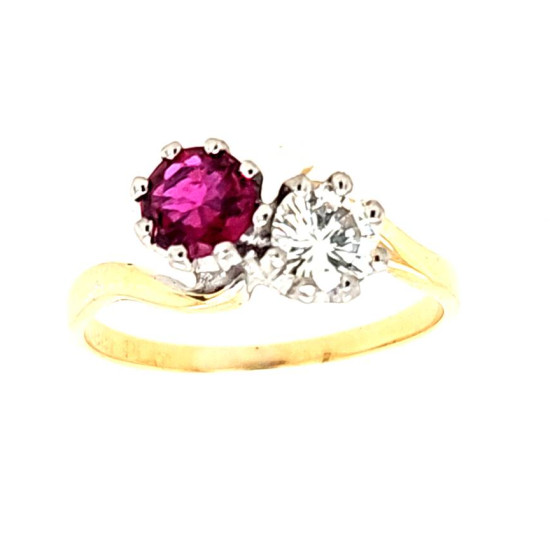 Pre Owned 18ct Ruby and Diamond Ring ZR621